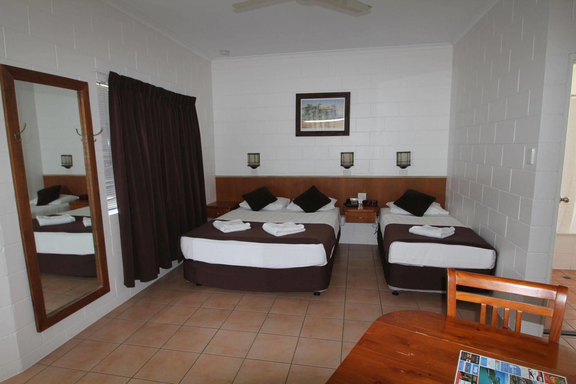 Colonial Rose Motel Townsville Exterior foto