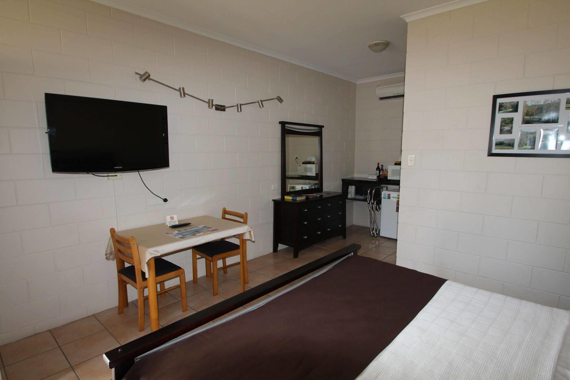Colonial Rose Motel Townsville Exterior foto